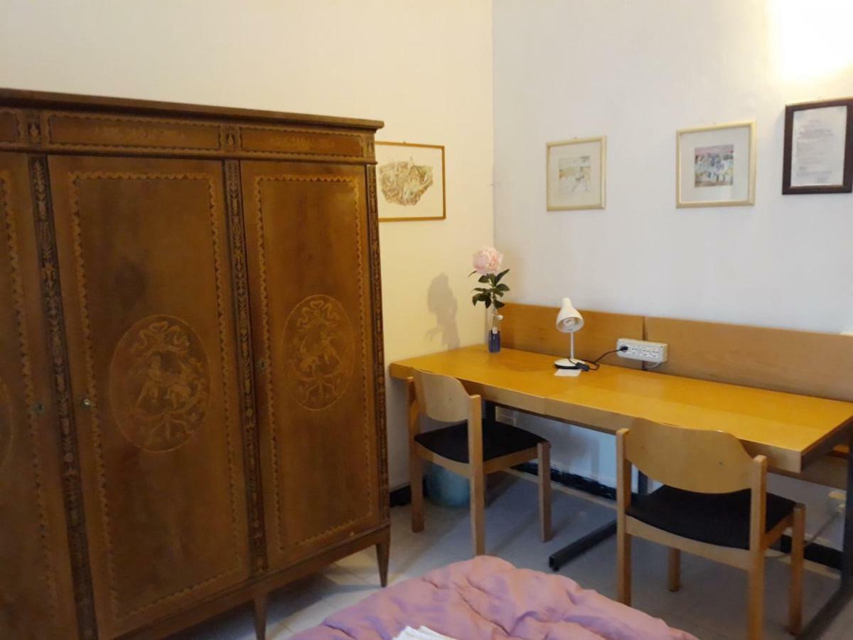 Отель Bed In Siena Tognazza Экстерьер фото