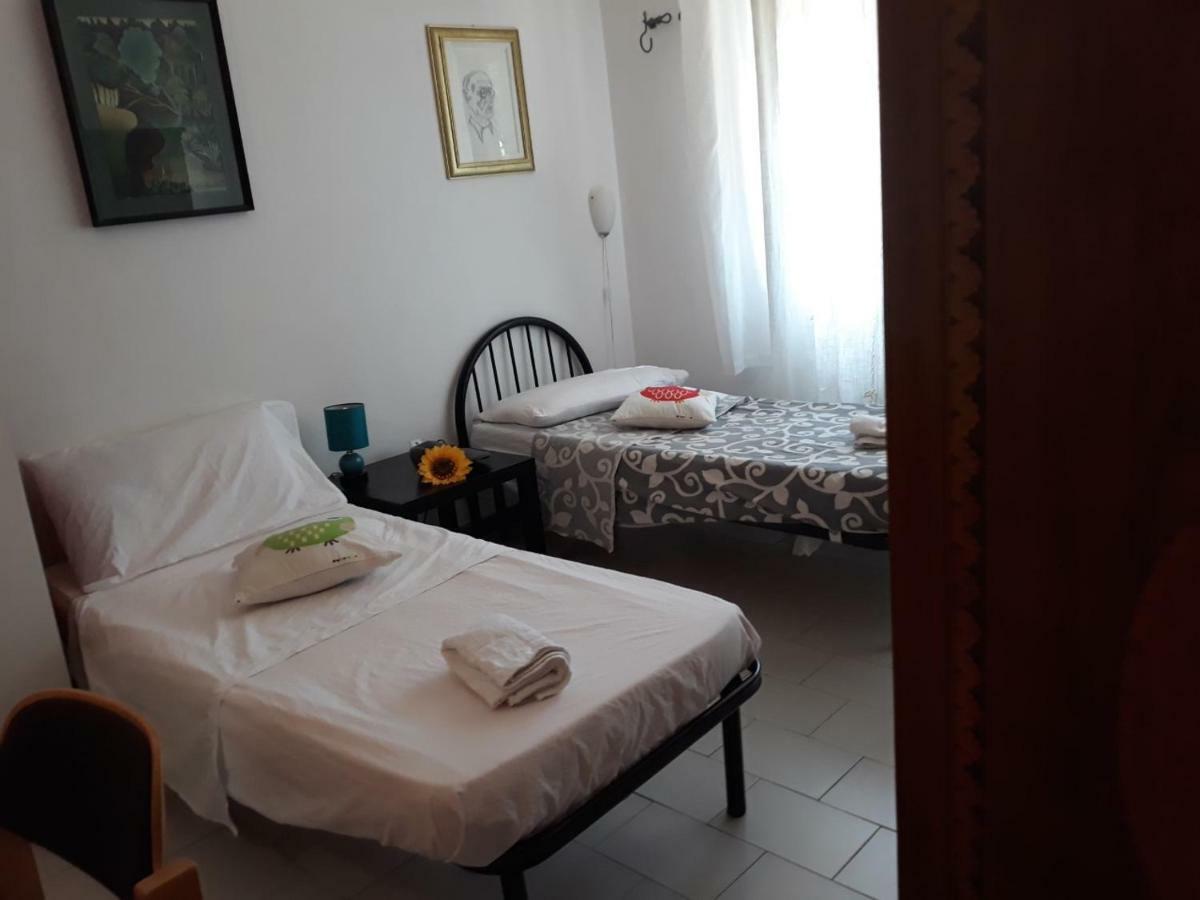 Отель Bed In Siena Tognazza Экстерьер фото