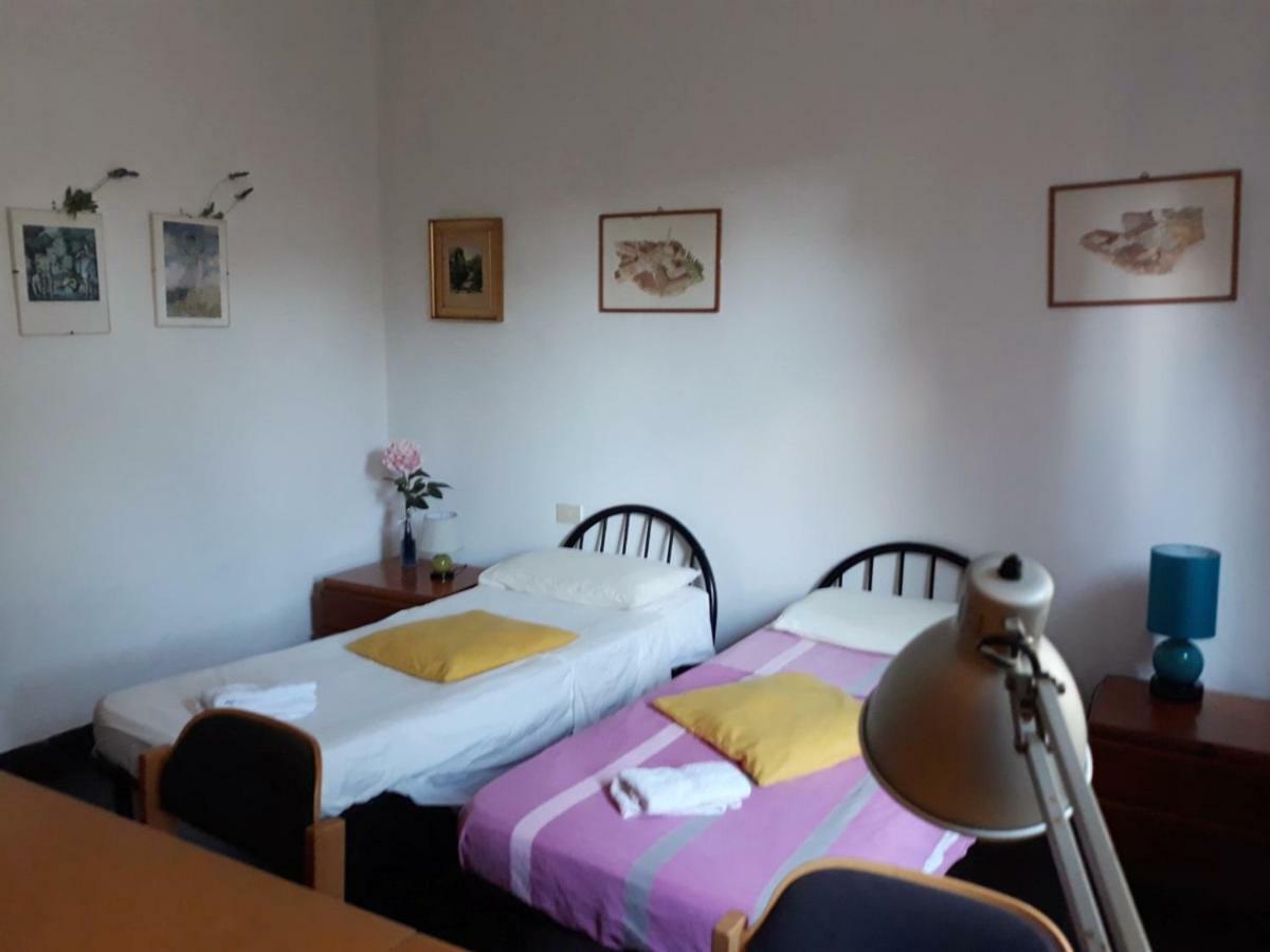 Отель Bed In Siena Tognazza Экстерьер фото